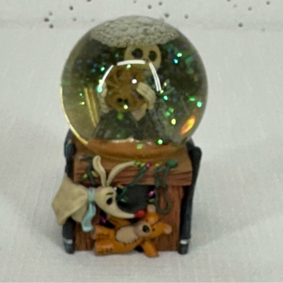 Disney Nightmare Before Christmas Jack & Zero Mini Snow Globe - Picture 9 of 13